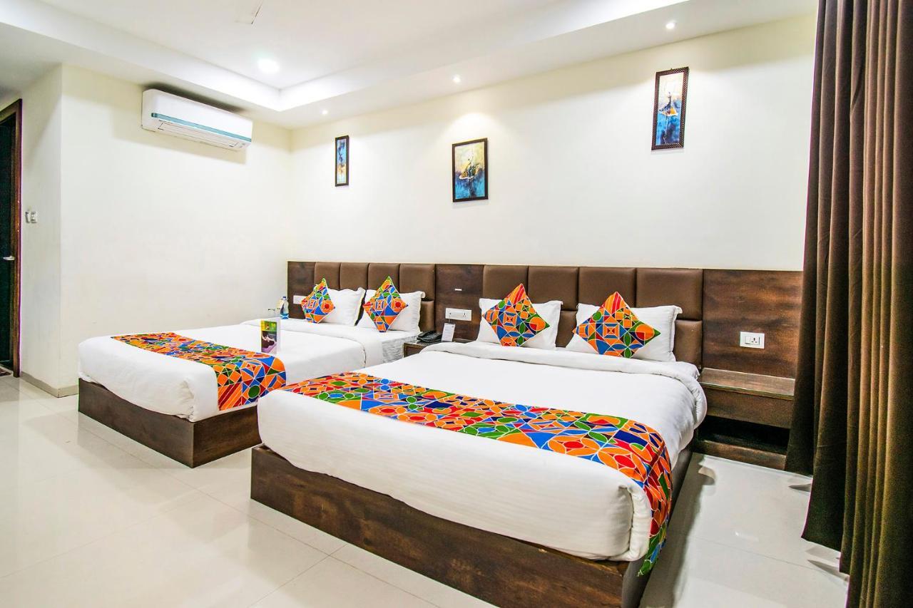 Fabhotel Amrit Greens Indore Airport Eksteriør billede